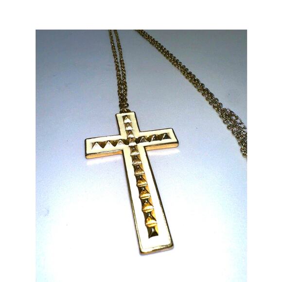 Cross Necklace Vtg White Enamel Gold Tone Rope Chain 28” - Picture 3 of 8